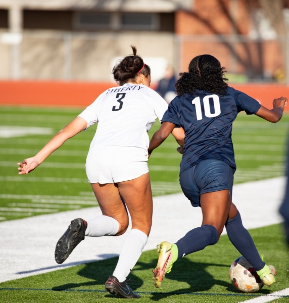 LSHS-GIRLS-VARSITY-SOCCER-SENIOR-NIGHT-49