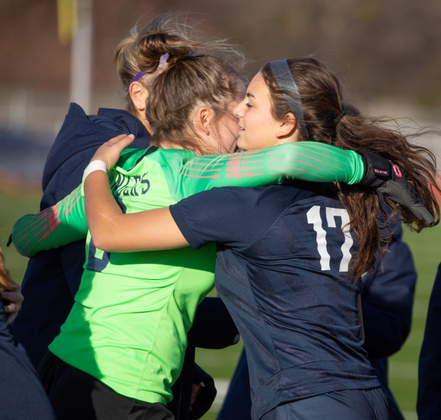 LSHS-GIRLS-VARSITY-SOCCER-SENIOR-NIGHT-51