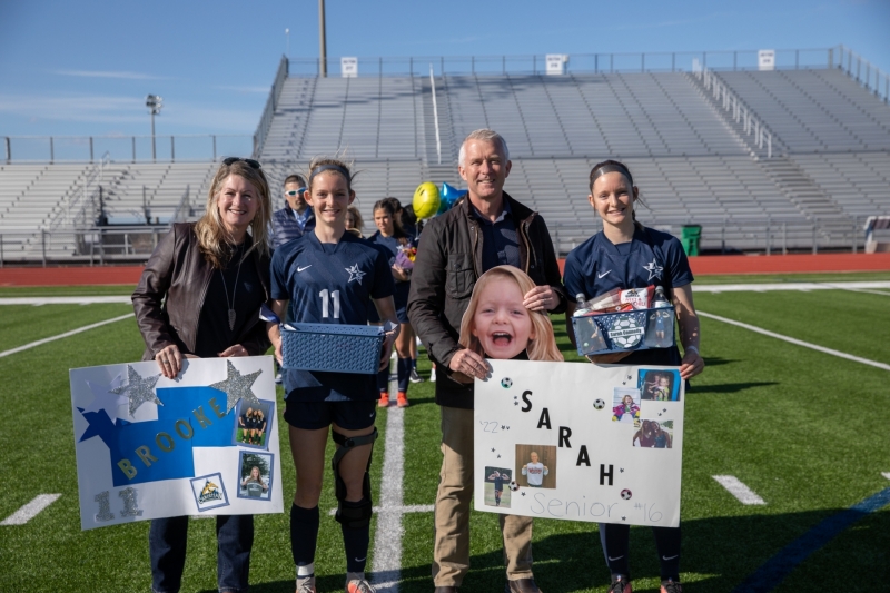 LSHS-GIRLS-VARSITY-SOCCER-SENIOR-NIGHT-8