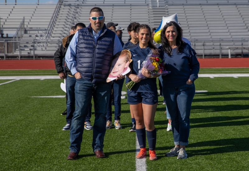 LSHS-GIRLS-VARSITY-SOCCER-SENIOR-NIGHT-9