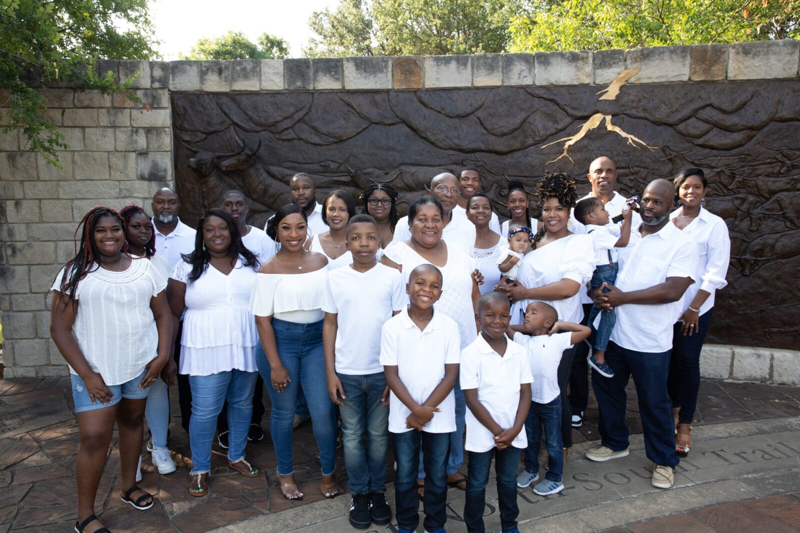 photo of extended family with relatives